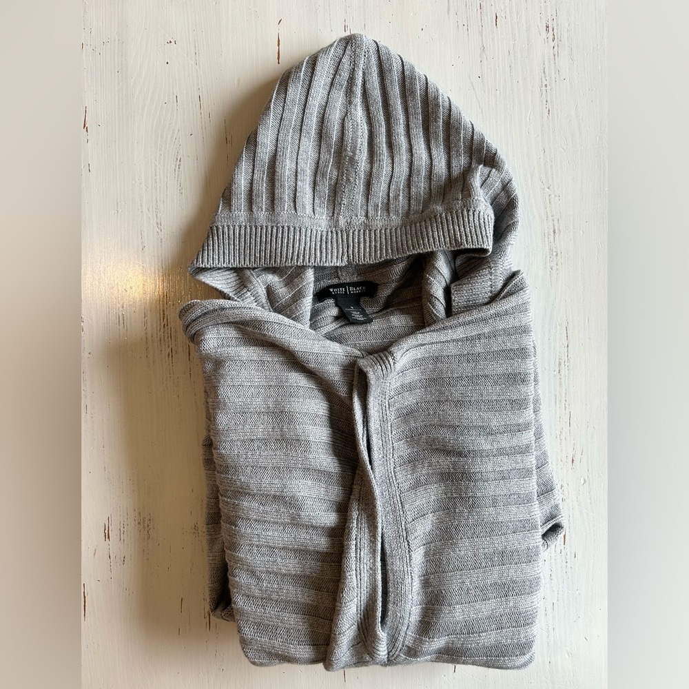 White House | Black‎ Market Vest Duster Hoodie - Picture 3 of 6